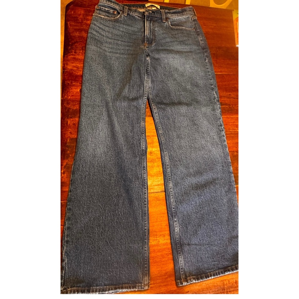 Abercrombie & Fitch Curve Love The Baggy LowRise Jeans 27/4R MediumWash Wide Leg